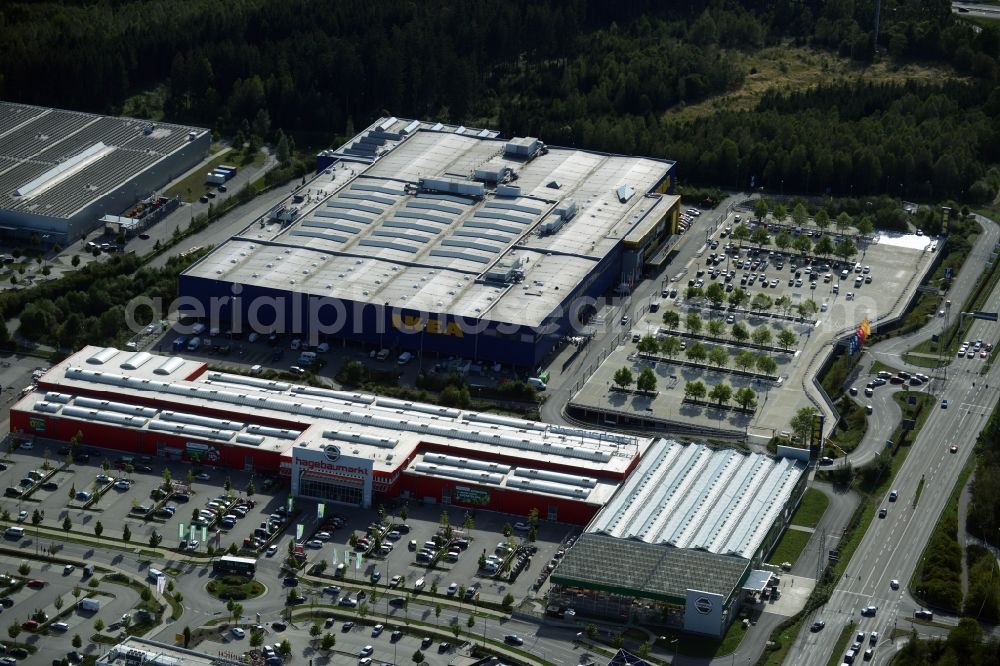 Aerial photograph Brunnthal - Building of the store - furniture market IKEA Einrichtungshaus Muenchen Brunnthal in Brunnthal in the state Bavaria