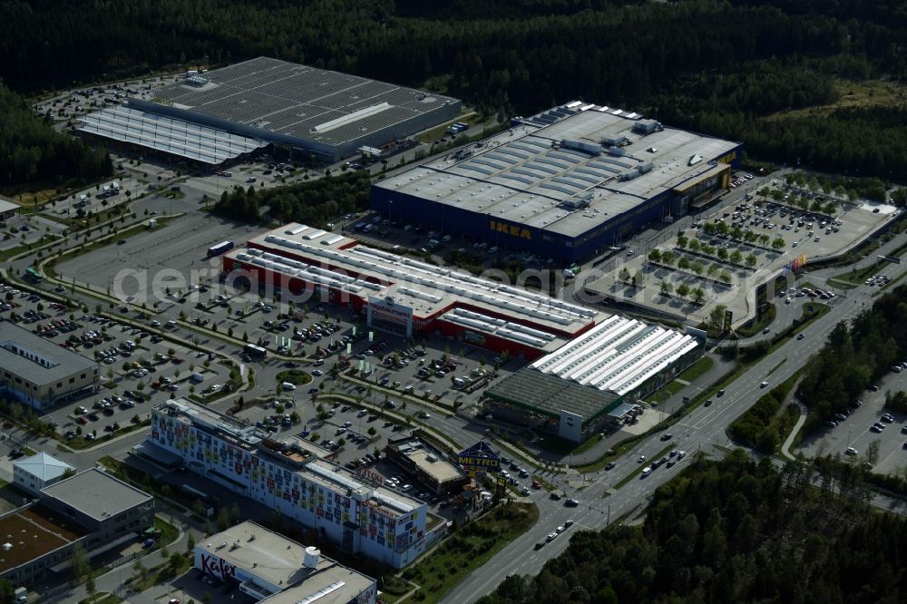 Brunnthal from the bird's eye view: Building of the store - furniture market IKEA Einrichtungshaus Muenchen Brunnthal in Brunnthal in the state Bavaria