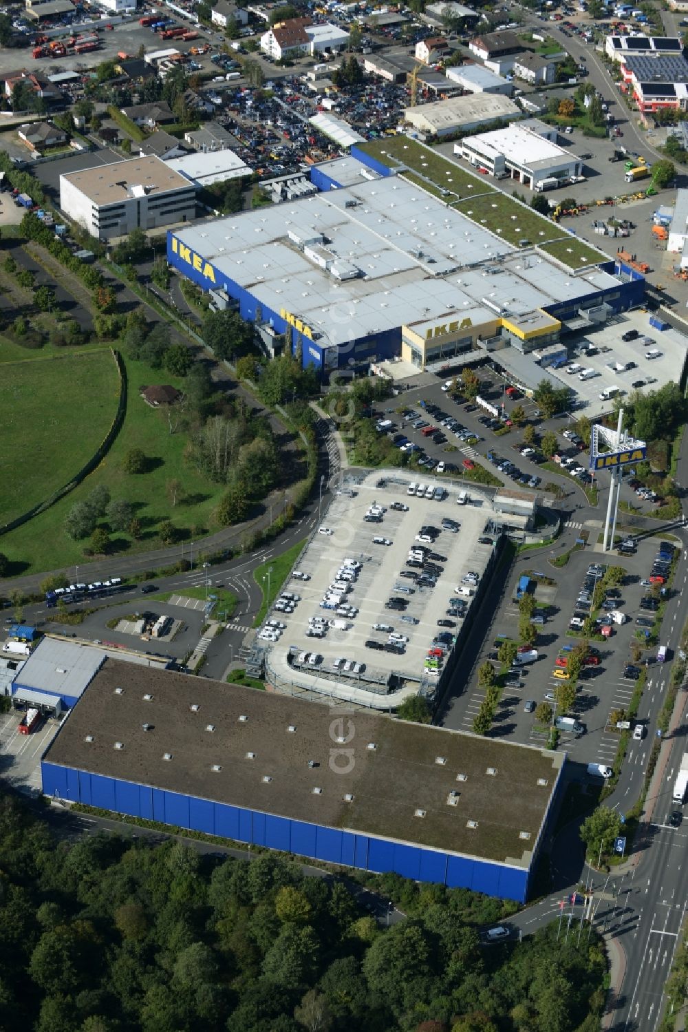 Aerial photograph Hanau - Building of the store - furniture market IKEA Einrichtungshaus on Oderstrasse in Hanau in the state Hesse