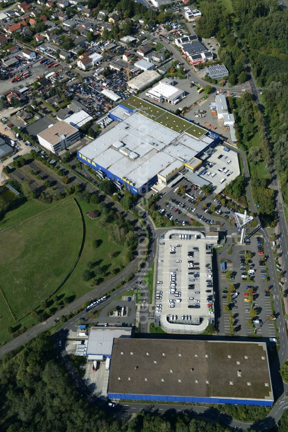 Aerial photograph Hanau - Building of the store - furniture market IKEA Einrichtungshaus on Oderstrasse in Hanau in the state Hesse