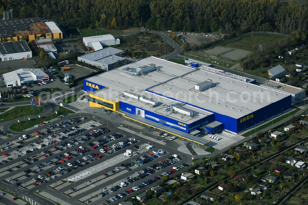 Magdeburg from the bird's eye view: Building of the store - furniture market IKEA Magdeburg on Ebendorfer Chaussee in the district Kannenstieg in Magdeburg in the state Saxony-Anhalt, Germany