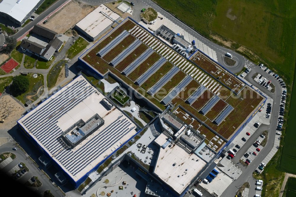 Aerial image Kaarst - Building of the store - furniture market IKEA Moebel & Einrichtungshaus Kaarst on Hans-Dietrich-Genscher-Strasse in the district Holzbuettgen in Kaarst in the state North Rhine-Westphalia, Germany