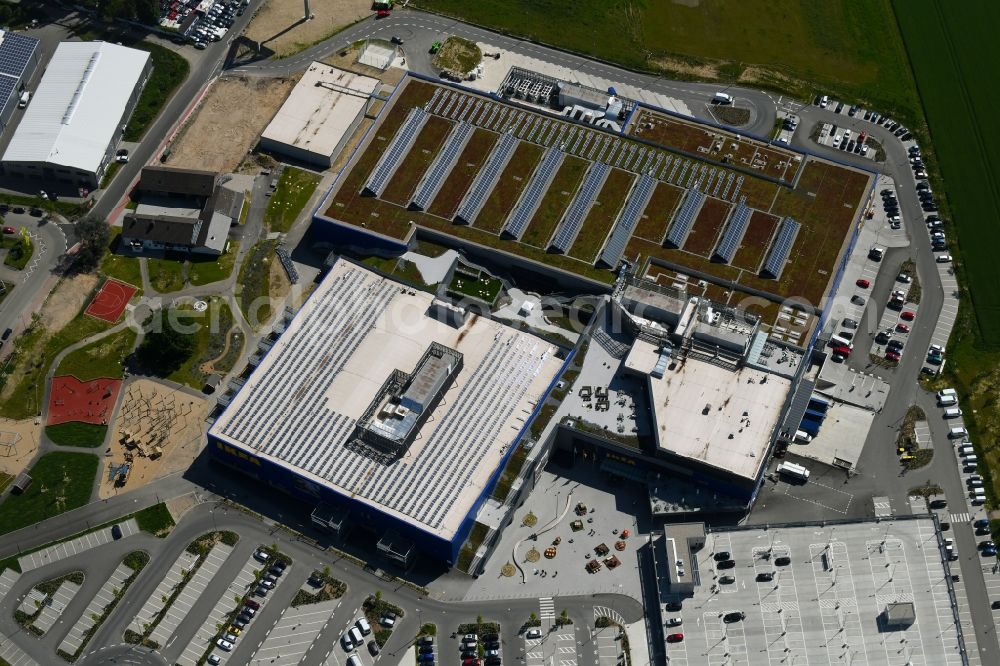 Aerial image Kaarst - Building of the store - furniture market IKEA Moebel & Einrichtungshaus Kaarst on Hans-Dietrich-Genscher-Strasse in the district Holzbuettgen in Kaarst in the state North Rhine-Westphalia, Germany