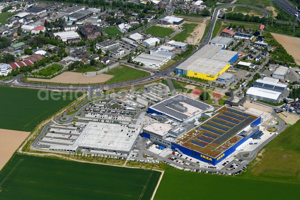 Kaarst from the bird's eye view: Building of the store - furniture market IKEA Moebel & Einrichtungshaus Kaarst on Hans-Dietrich-Genscher-Strasse in the district Holzbuettgen in Kaarst in the state North Rhine-Westphalia, Germany