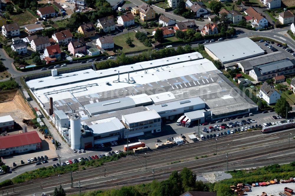 Aerial photograph Lauda-Königshofen - Building of the store - furniture market Peter Ruppel GmbH & Co. KG in the Bahnhofstrasse in Lauda-Koenigshofen in the state Baden-Wurttemberg, Germany