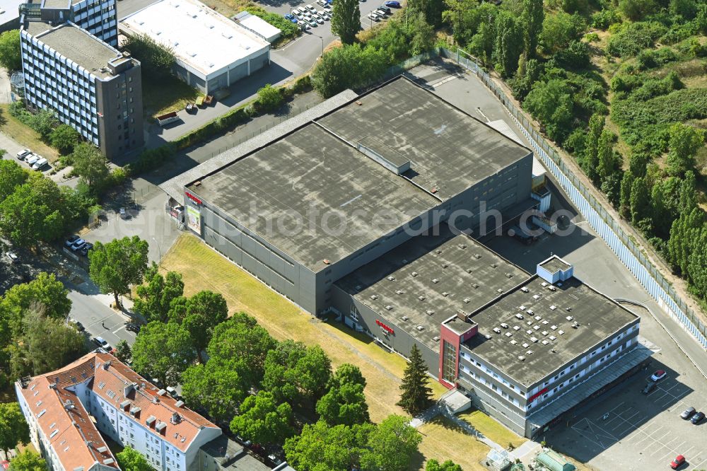 Aerial photograph Berlin - Building of the store - furniture market Rahaus on street Ringstrasse in the district Mariendorf in Berlin, Germany