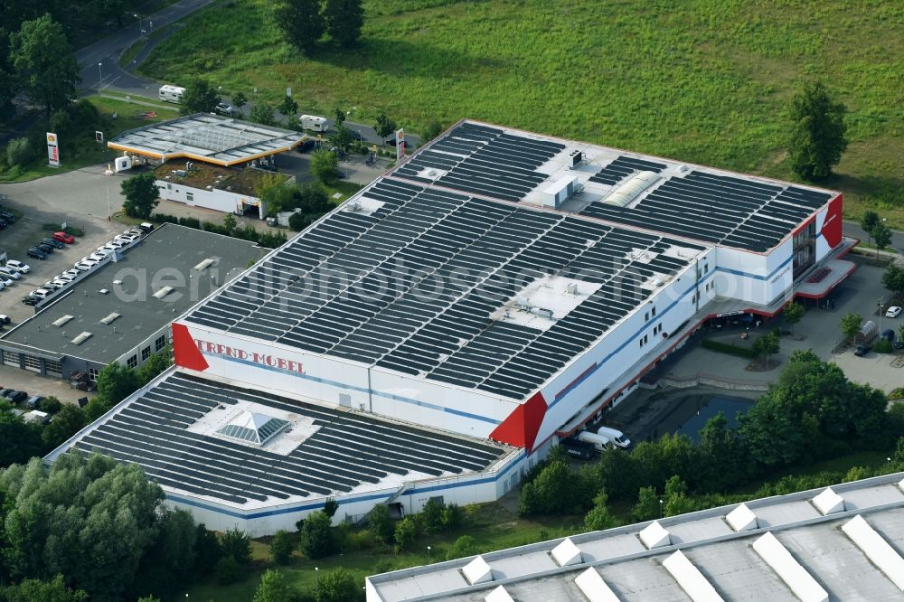 Aerial photograph Hennigsdorf - Building of the store - furniture market Trend-Moebelmarkt GmbH & Co.KG on Walter-Kleinow-Ring in Hennigsdorf in the state Brandenburg, Germany