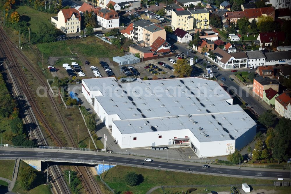 Aerial image Fürstenwalde/Spree - Building of the store - furniture market Wohnwelt Moebel Vertriebsgesellschaft on Ehrenfried-Jopp-Strasse in Fuerstenwalde/Spree in the state Brandenburg, Germany