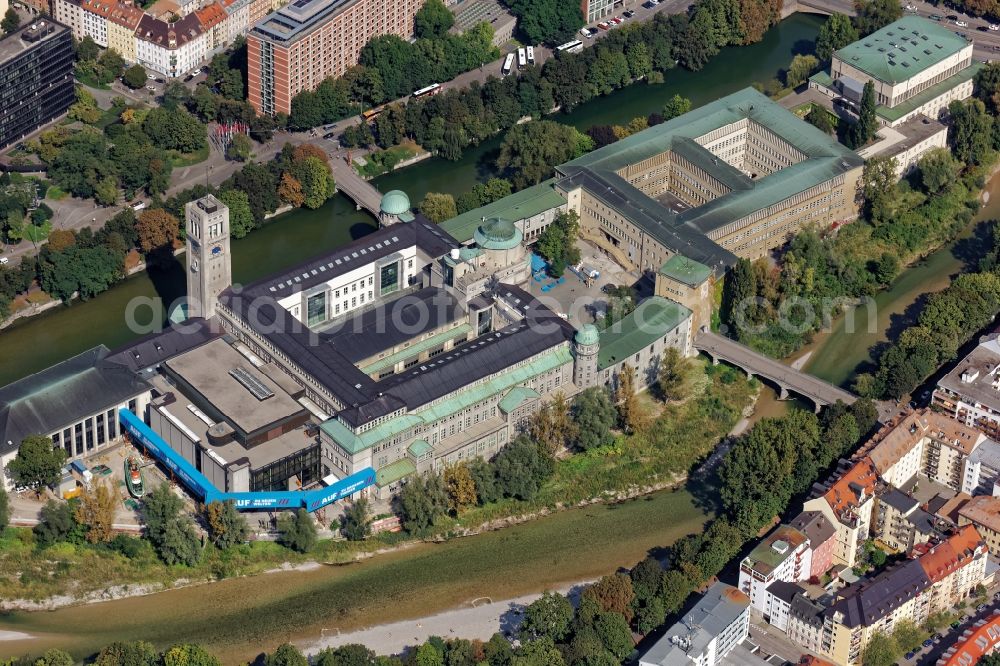 München from above - Building ensemble of the German Museum on the Museum Island in Munich in the state Bavaria