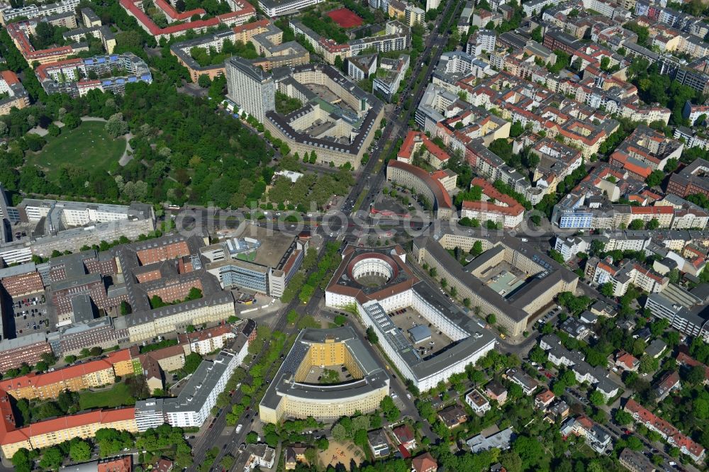 Aerial image Berlin Wilmersdorf - View of the Fehrbellin Square in Berlin-Wilmersdorf