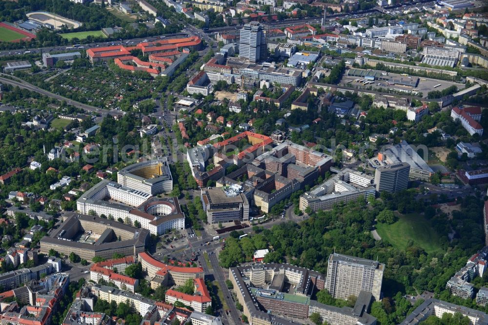 Aerial image Berlin Wilmersdorf - View of the Fehrbellin Square in Berlin-Wilmersdorf