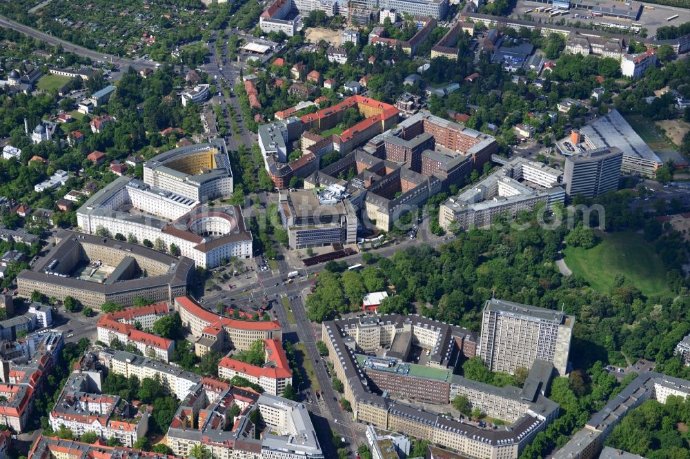 Aerial photograph Berlin Wilmersdorf - View of the Fehrbellin Square in Berlin-Wilmersdorf