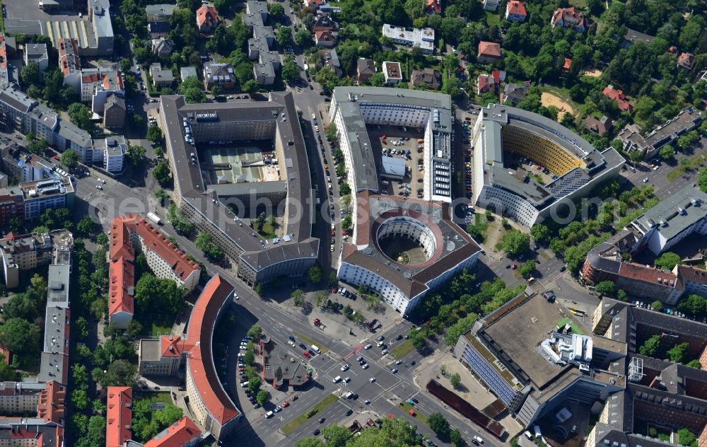 Berlin Wilmersdorf from the bird's eye view: View of the Fehrbellin Square in Berlin-Wilmersdorf