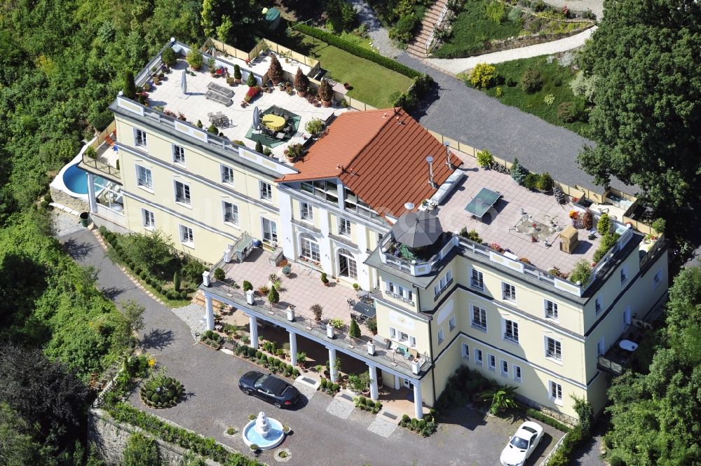 Aerial photograph Jena - View of the headquarters of the fashion company MAILAEDERCHIC at the closewitzer street in Jena Löbstedt district in Thuringia