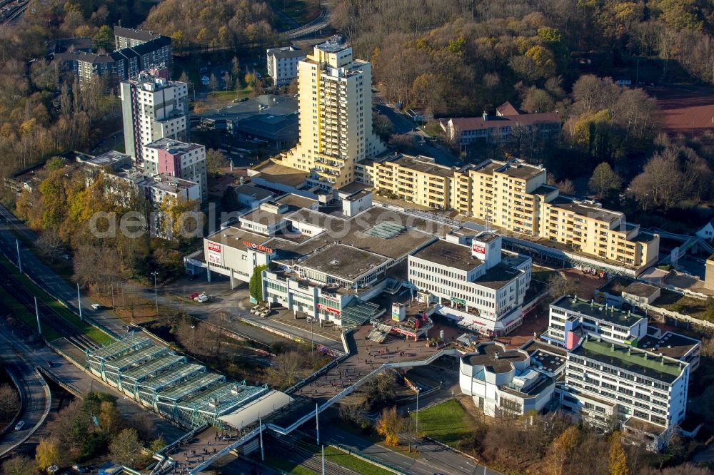 Aerial image Bochum - Building of the shopping mall Uni-Center in the Querenburg part of Bochum in the state of North Rhine-Westphalia. The mall is located in the residential area and estate of Hustadt