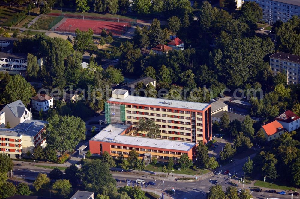 Aerial photograph Teltow - Building of the Gesundheitszentrum Teltow at Potsdamer Strasse in Teltow in Brandenburg