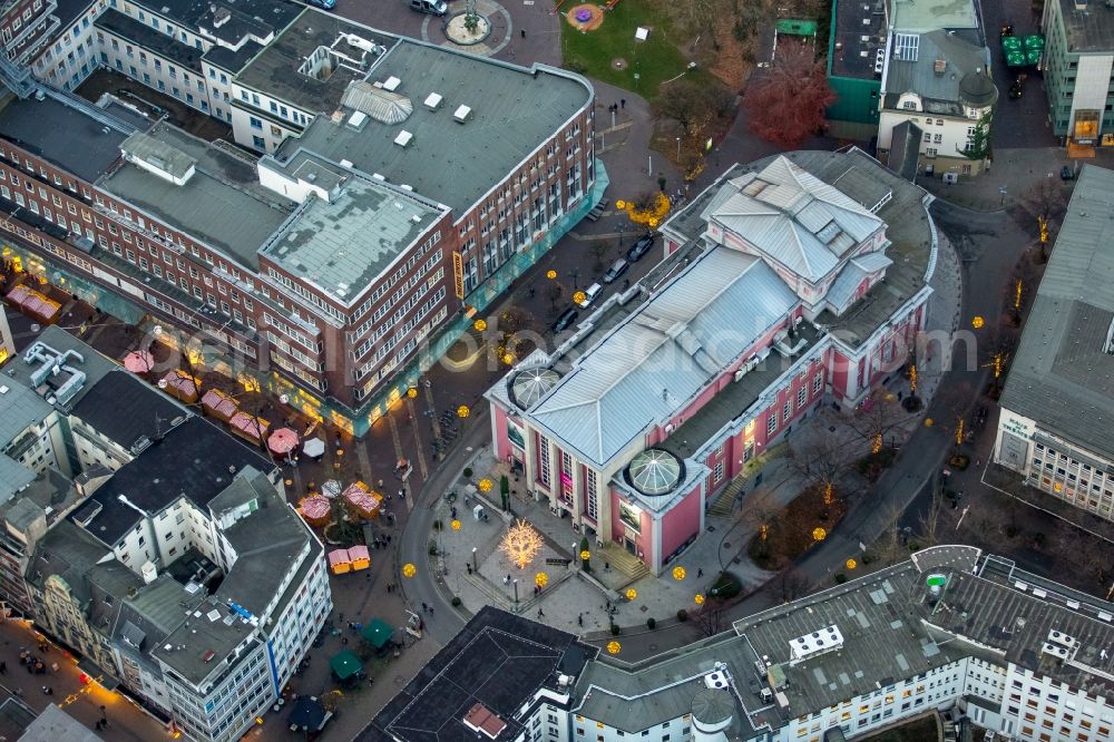 Aerial photograph Essen - Building of the Grillo Theatre on Theatre Square in Essen in North Rhine-Westphalia