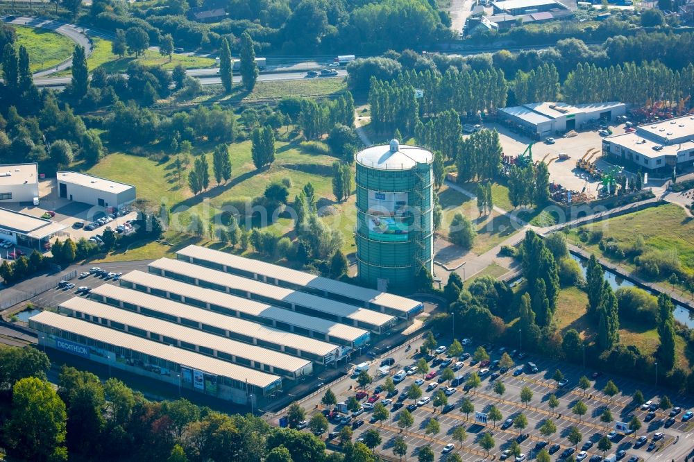 Aerial image Herne - Building of the wholesale center Decathlon Herne with the gasholder Gasometer Herne in Herne in the state North Rhine-Westphalia