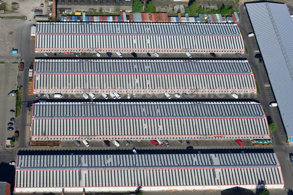 Berlin, Lichtenberg from above - Building of the wholesale center Dong Xuan Center in Berlin, Lichtenberg in the state Berlin