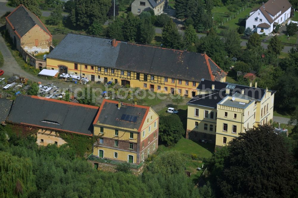 Aerial photograph Altenhain - Building and yard of the Castle Altenhain in Altenhain in the state Saxony