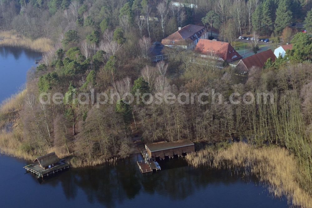 Aerial image Templin - Groß Dölln - Building of the Hotel Doellnsee-Schorfheide on the shores of Lake Grossdoellner in Gross Doelln a district of Templin in Brandenburg