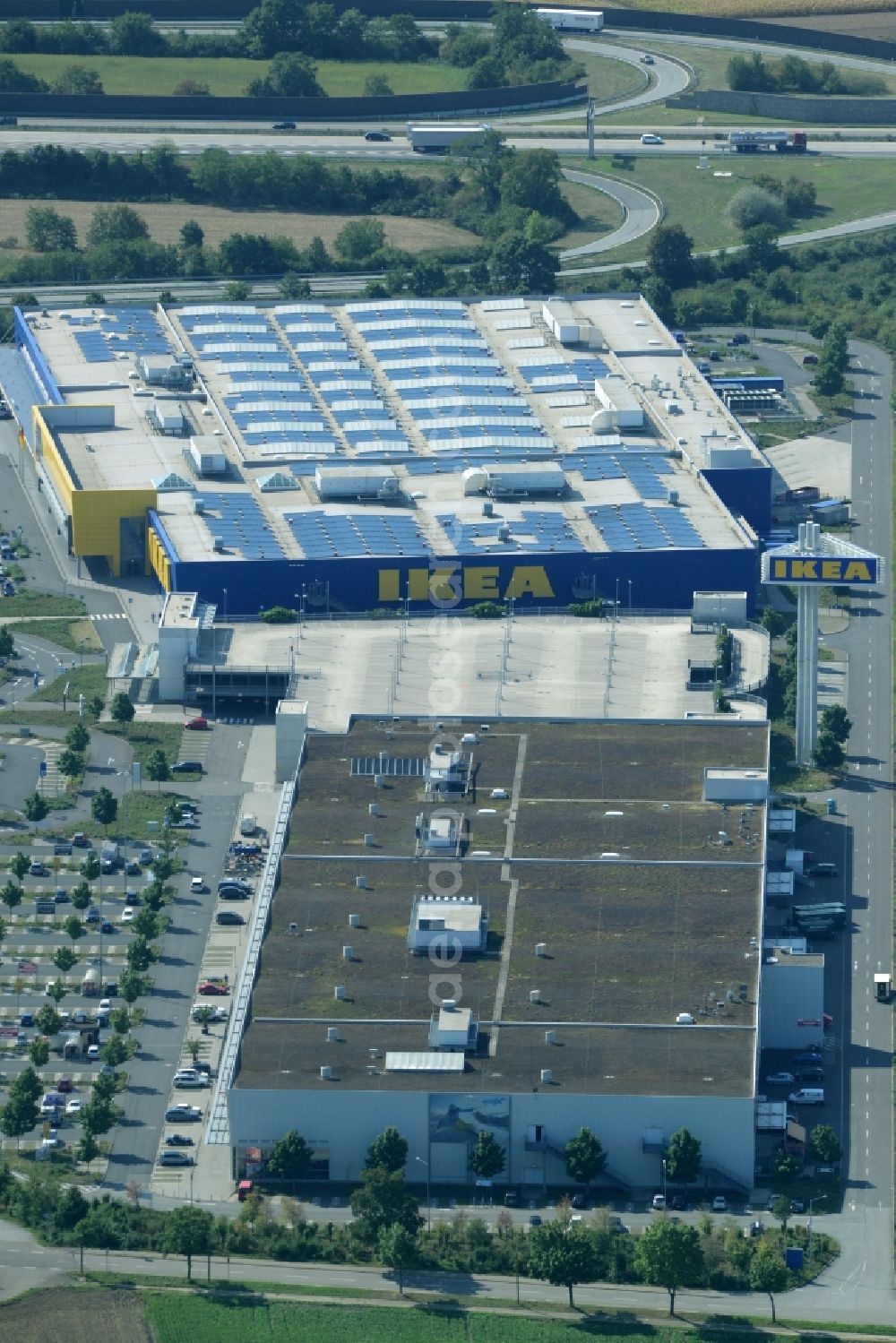 Mannheim from the bird's eye view: Building of the store - furniture market IKEA Einrichtungshaus Mannheim in Mannheim in the state Baden-Wuerttemberg