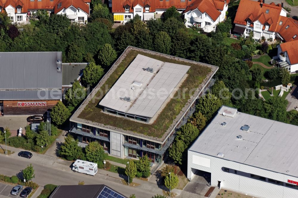 Aerial photograph Neuried - Industrial estate and company settlement at Hainbuchenring in Neuried in the state Bavaria