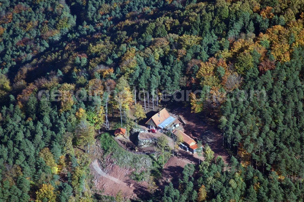 Aerial image Annweiler am Trifels - Building of the hostel Jungpfalzhuette in Pfaelzerwald in Annweiler am Trifels in the state Rhineland-Palatinate