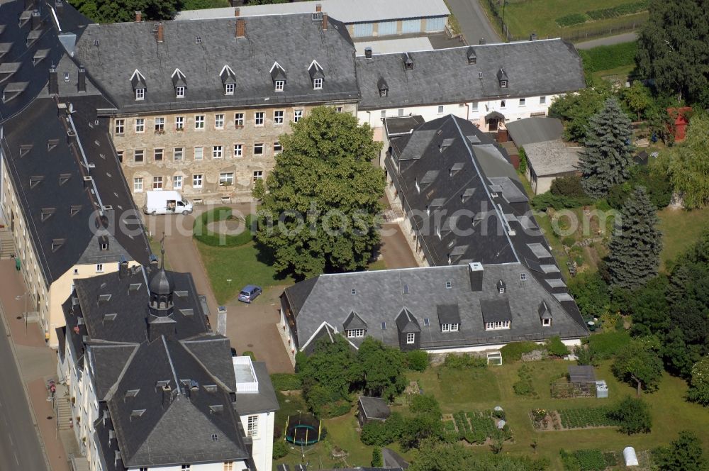 Ebersdorf from the bird's eye view: Buildings of the Childrens and Youth Home Ruestzeitenheim Sonnenschein in Ebersdorf in the state Thuringia, Germany