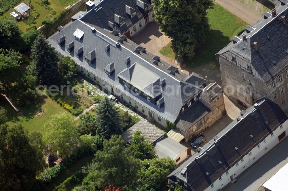 Aerial photograph Ebersdorf - Buildings of the Childrens and Youth Home Ruestzeitenheim Sonnenschein in Ebersdorf in the state Thuringia, Germany