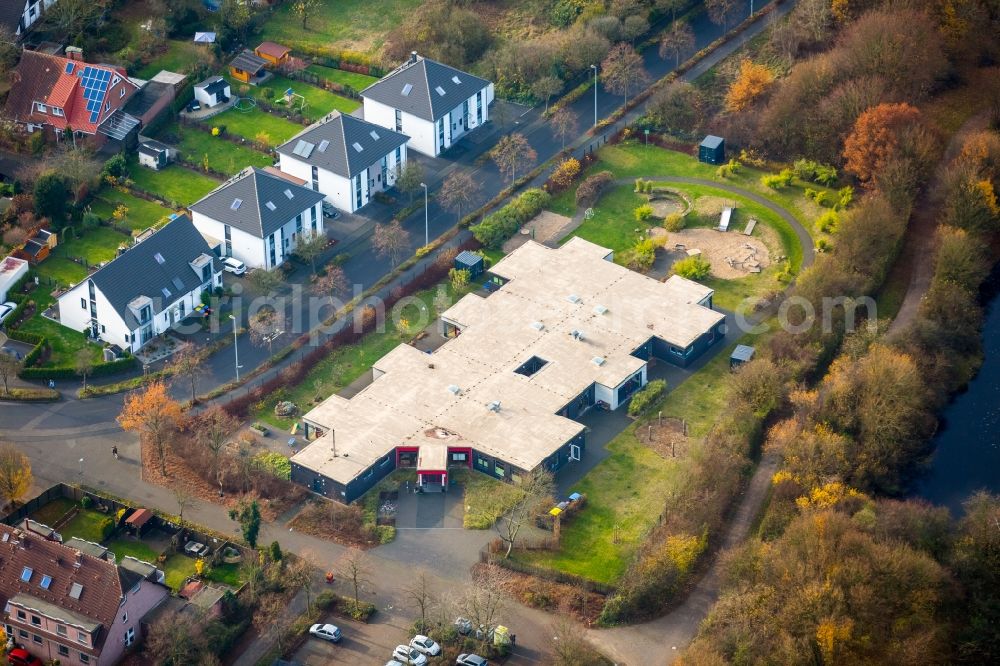 Aerial image Dinslaken - Building the KITA day nursery of the AWO Kindertagesstaette Katharinenstrasse in the district Eppinghoven in Dinslaken in the state North Rhine-Westphalia