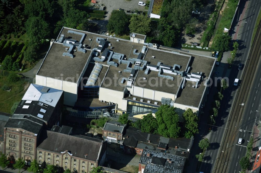 Berlin from the bird's eye view: Building of cinema - movie theater United Cinemas International Multiplex GmbH - UCI Kinowelt - on Landsberger Allee in Friedrichshain-Kreuzberg district in Berlin, Germany