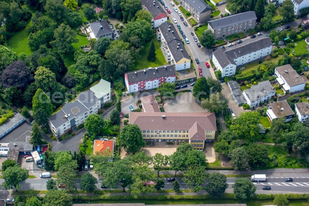 Aerial image Essen - Building the KITA day nursery KiK e.V. in Essen in the state North Rhine-Westphalia