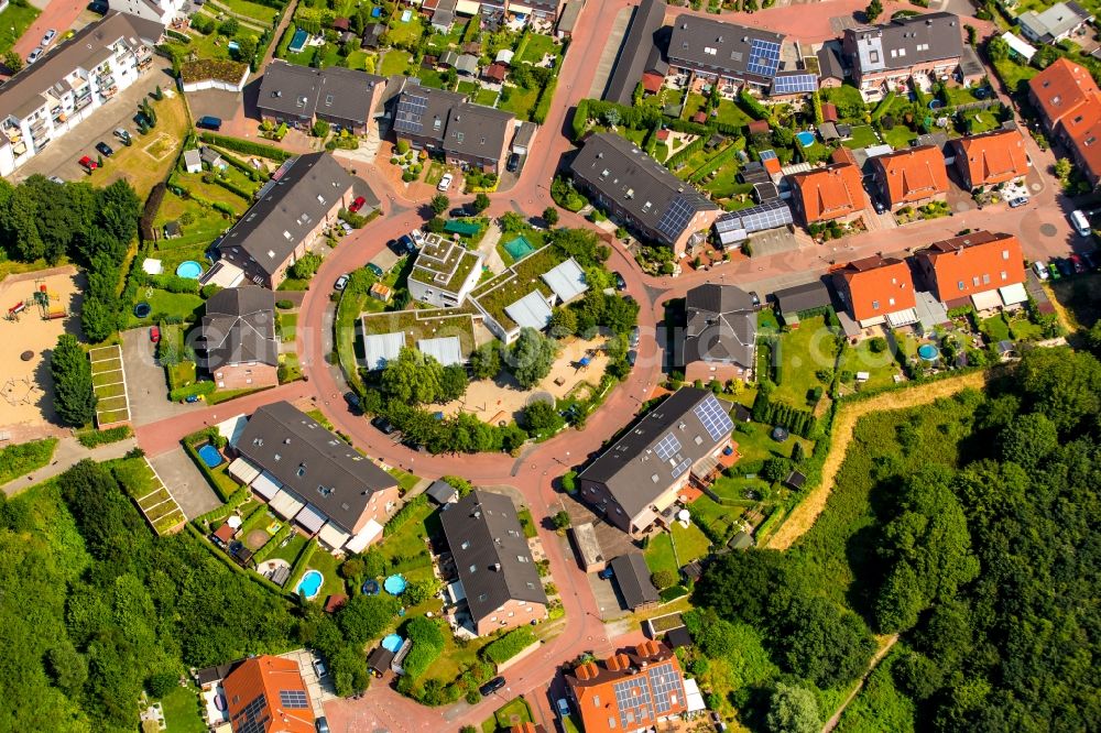 Bottrop from the bird's eye view: Building the KITA day nursery Boy Im Johannestal in Bottrop in the state North Rhine-Westphalia