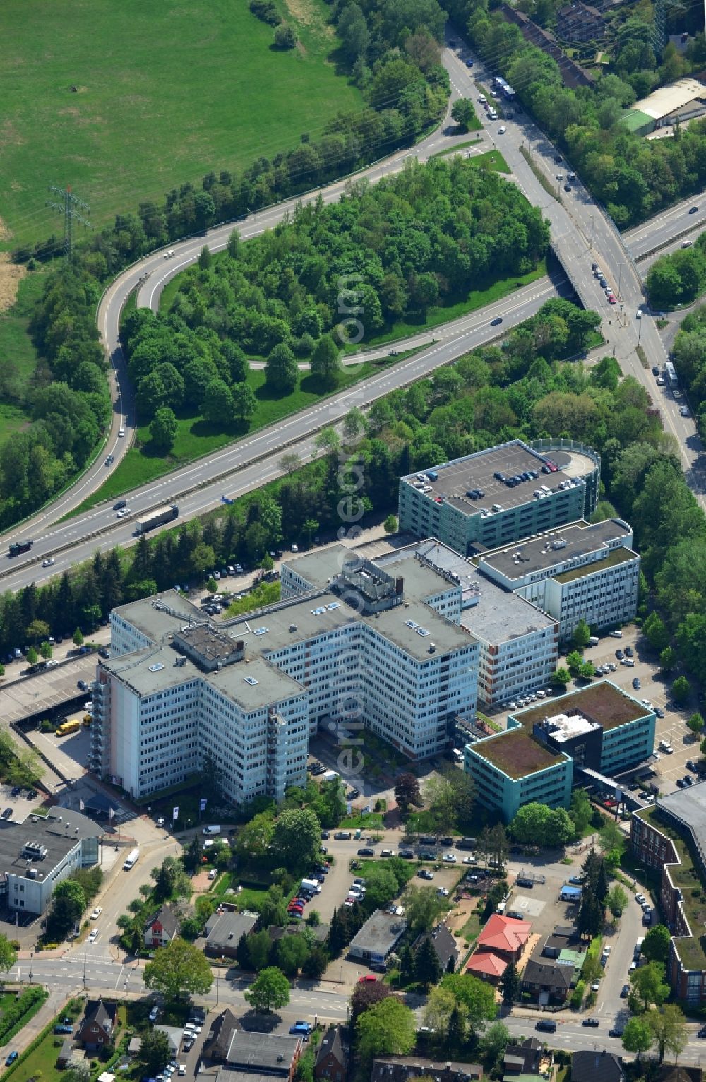 Hamburg Schnelsen from above - Building complex of the Fashion Center Hamburg in Hamburg Schnelsen