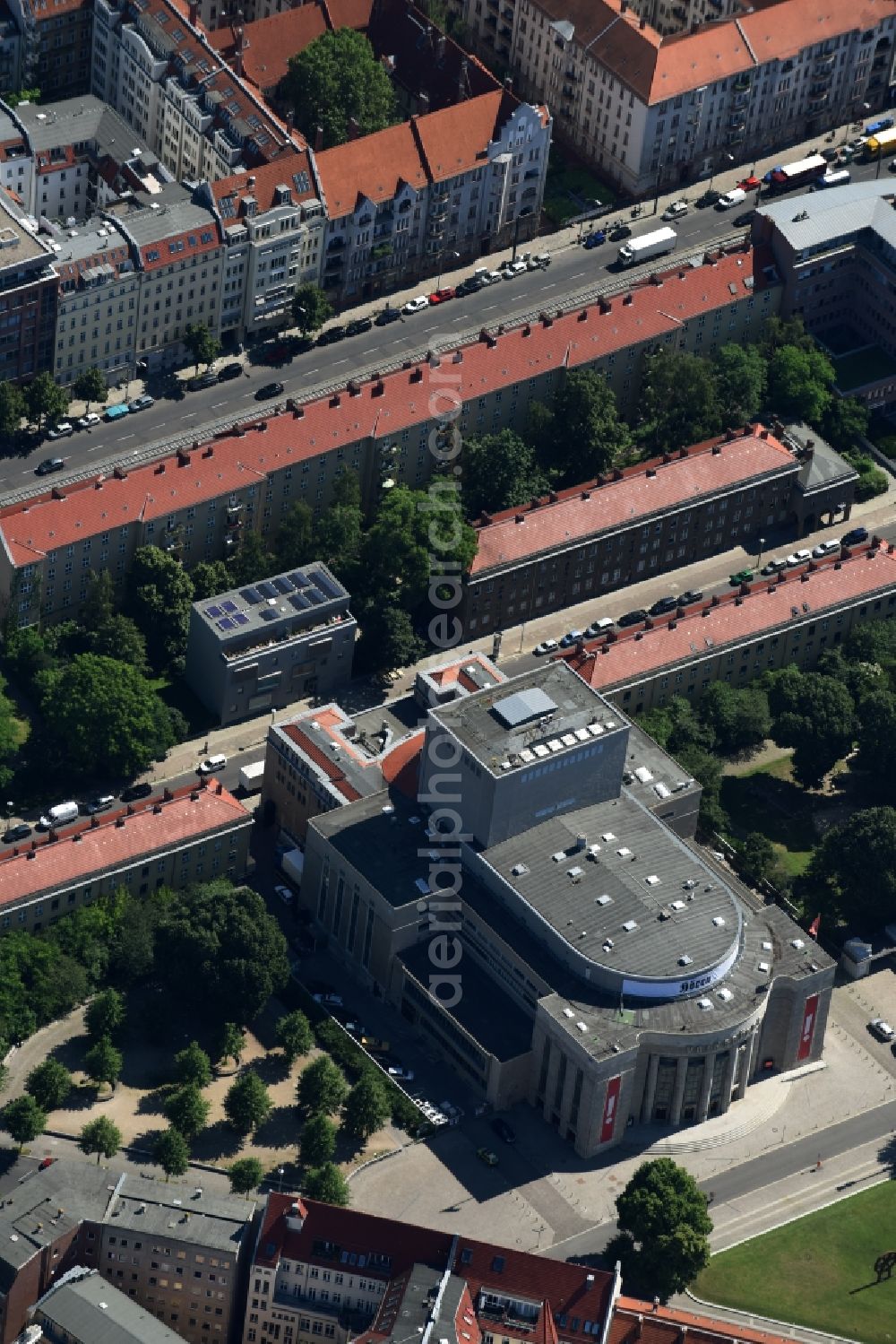 Berlin from above - Building of the concert hall and theater playhouse in Berlin