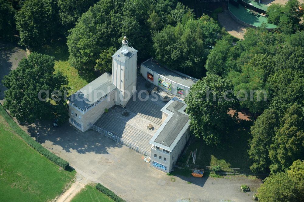 Chemnitz from the bird's eye view: Building of the concert hall and theater playhouse in Chemnitz in the state Saxony