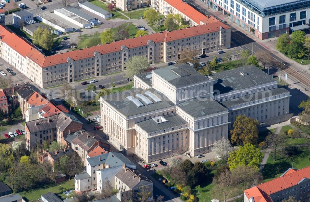 Aerial photograph Dessau - Building of the concert hall and theater playhouse in Dessau in the state Saxony-Anhalt, Germany