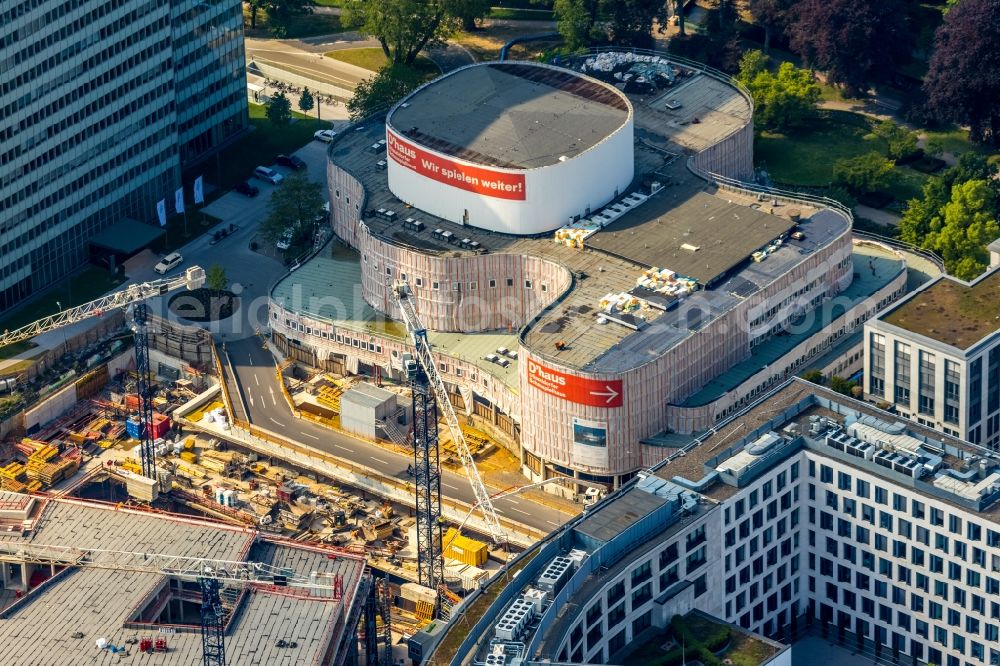 Düsseldorf from above - Building of the concert hall and theater playhouse in Duesseldorf in the state North Rhine-Westphalia, Germany