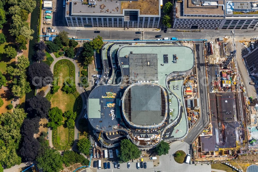 Aerial photograph Düsseldorf - Building of the concert hall and theater playhouse in Duesseldorf in the state North Rhine-Westphalia, Germany