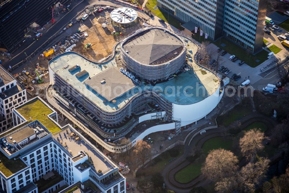 Aerial photograph Düsseldorf - Building of the concert hall and theater playhouse in Duesseldorf in the state North Rhine-Westphalia, Germany