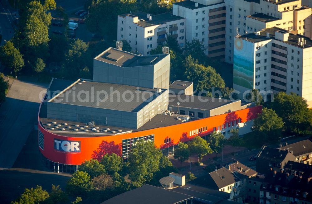 Duisburg from the bird's eye view: Building of the concert hall and theater playhouse in Duisburg in the state North Rhine-Westphalia