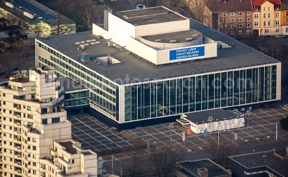 Gelsenkirchen from the bird's eye view: Building of the concert hall and theater playhouse in Gelsenkirchen in the state North Rhine-Westphalia