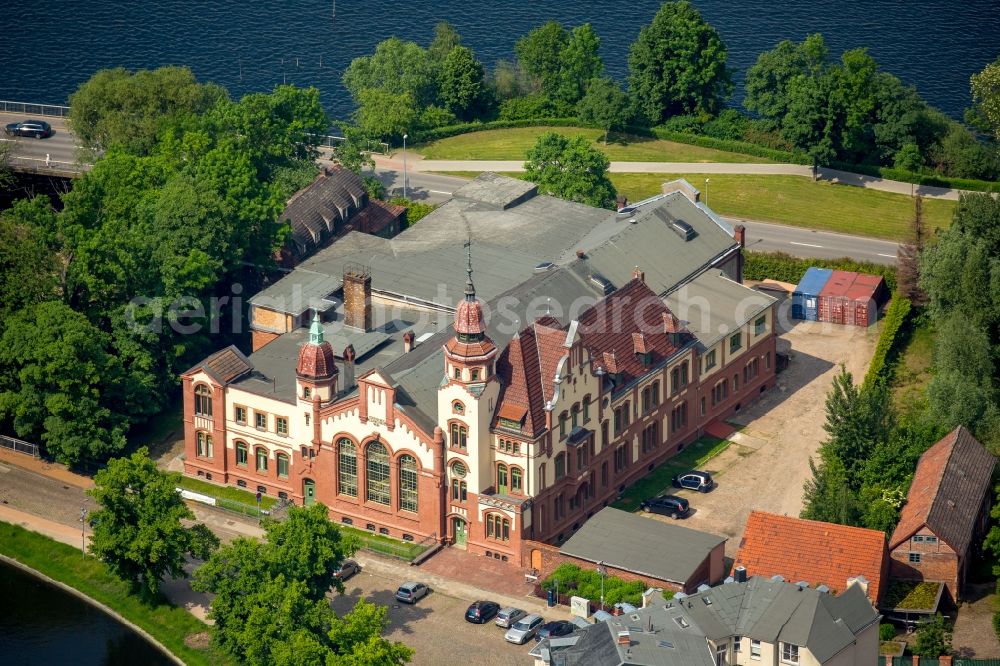 Aerial image Schwerin - Building of the concert hall and theater playhouse in Schwerin in the state Mecklenburg - Western Pomerania