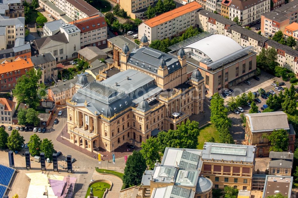 Aerial photograph Schwerin - Building of the concert hall and theater playhouse in Schwerin in the state Mecklenburg - Western Pomerania