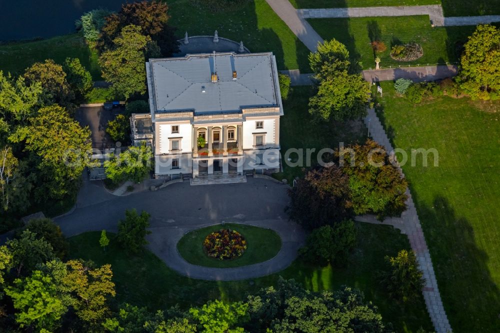 Markkleeberg from the bird's eye view: Building for cultural events White House in the agra-Park in the district Sued in Markkleeberg in the state Saxony, Germany