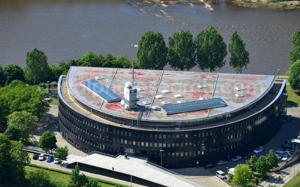 Aerial photograph Magdeburg - Building of the state radio building of the MDR Central German Broadcasting on the banks of the Elbe in Magdeburg in Saxony-Anhalt