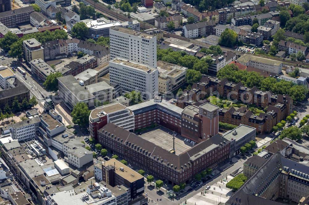 Bochum from the bird's eye view: Judicial district with the buildings of the district court of Bochum, Bochum district court and the prosecutor's office in Bochum in North Rhine-Westphalia