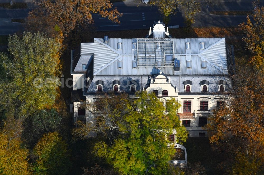 Werneuchen from above - Building of the empty castle Werneuchen in the park of the same city in the state of Brandenburg