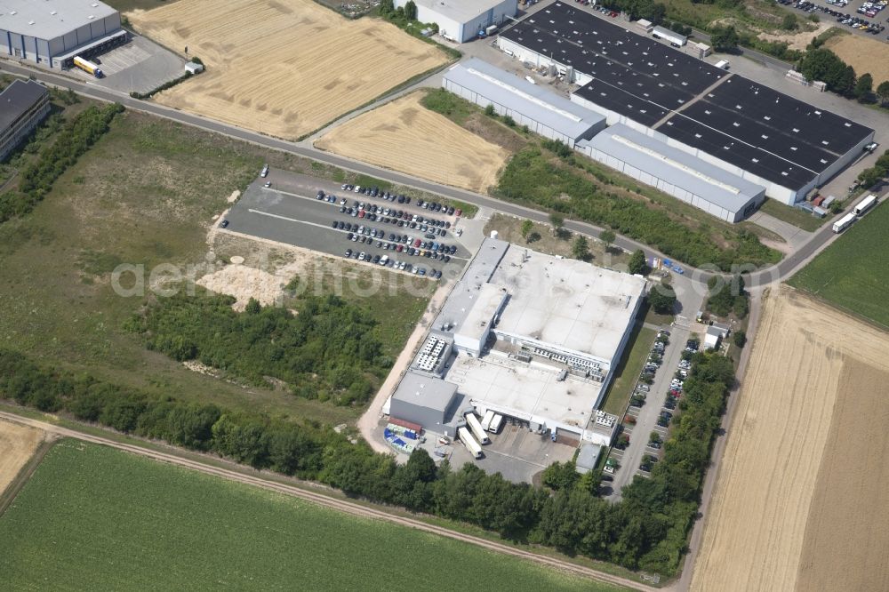 Alzey from the bird's eye view: Building of the LSG Sky Food Ltd. in the Industrial and commercial area Industriegebiet Ost in Alzey in the state Rhineland-Palatinate, Germany